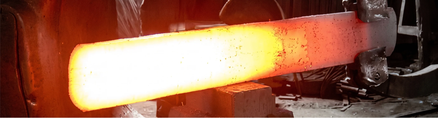 Heat treatment process for industrial blade steel